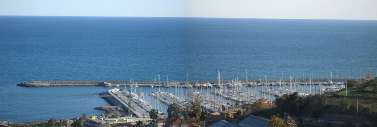 Villa Del Mare Ligure Elvezia Санто-Стефано-аль-Маре Екстер'єр фото